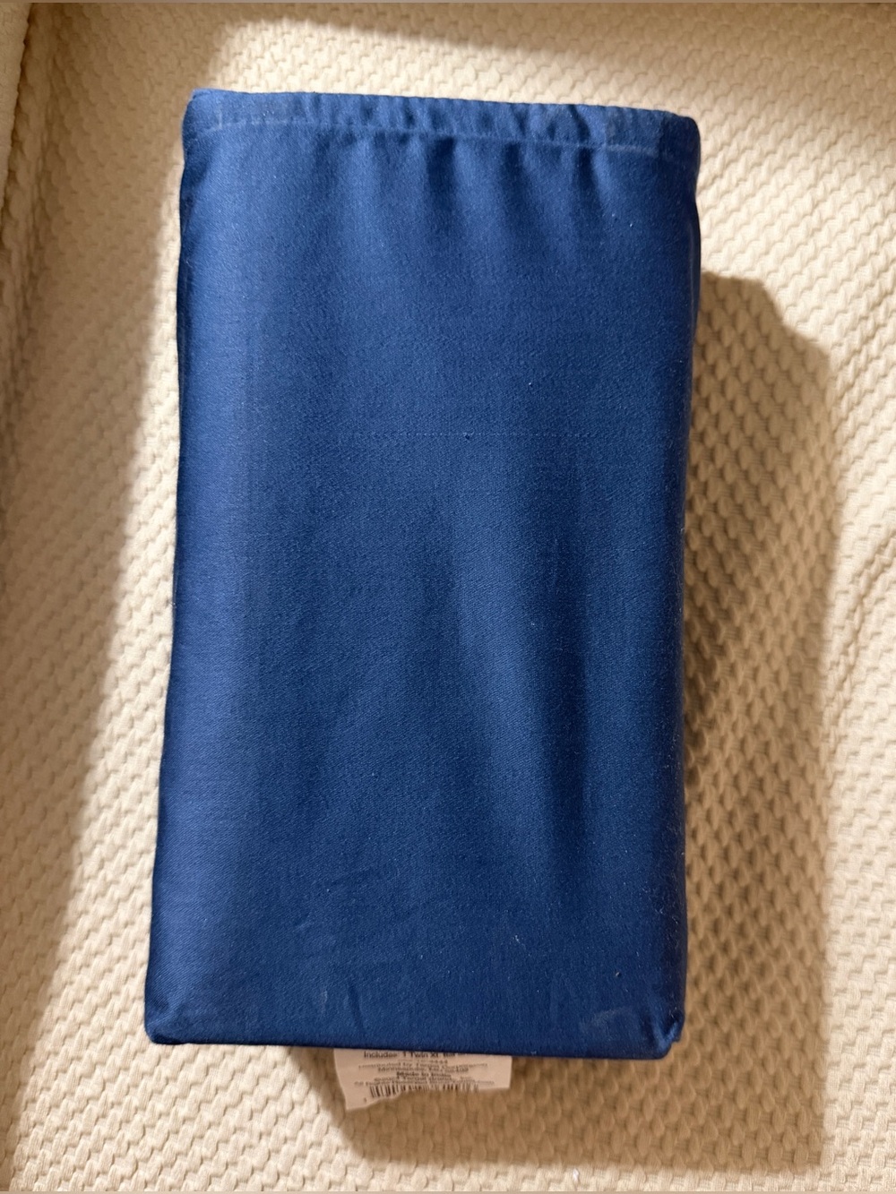 Threshold Twin XL Size 400 Thread Count Performance Flat Sheet - Metallic Blue